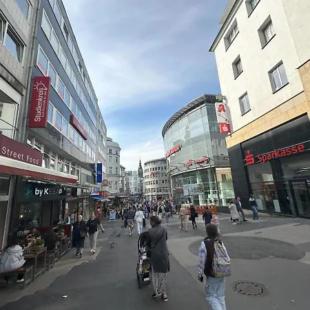 شقة Beautiful Spacious 5 In Center That Sleeps 10 *