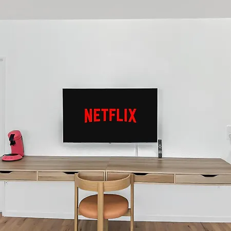 Beautiful Spacious 5 In Center That Sleeps 10 *