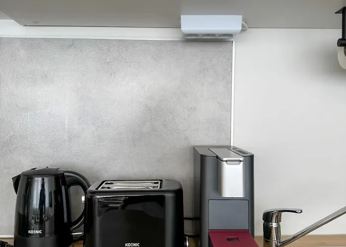 Beautiful Spacious 5 In Center That Sleeps 10 Appartement Wuppertal