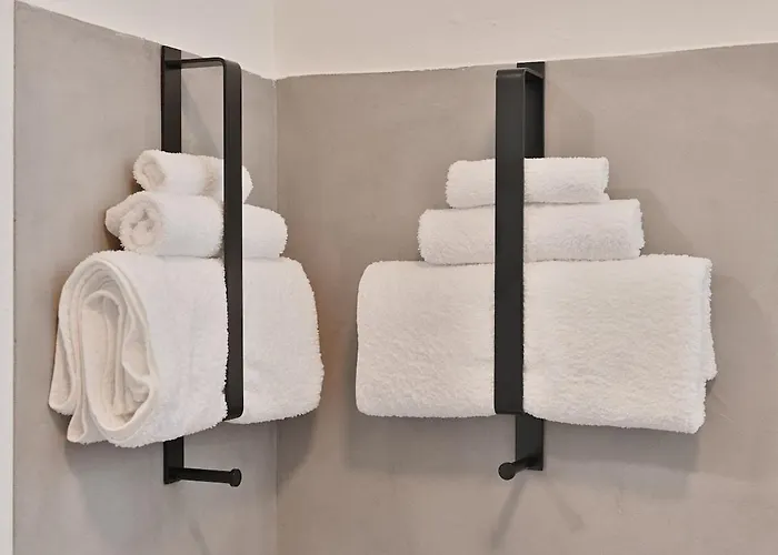 Appartement Beautiful Spacious 5 In Center That Sleeps 10 Wuppertal