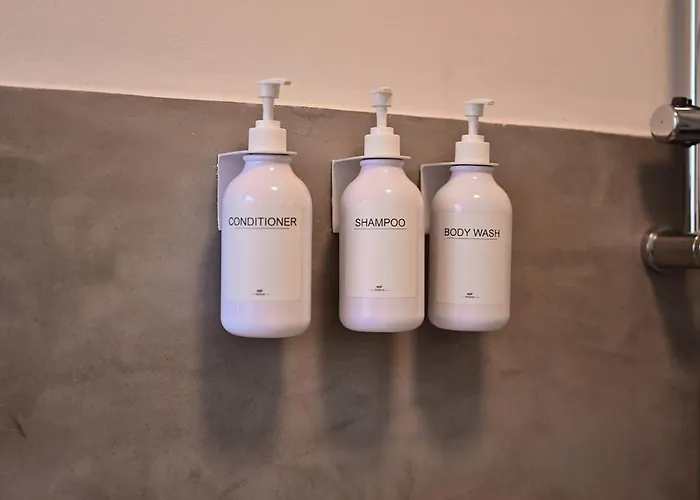 Beautiful Spacious 5 In Center That Sleeps 10