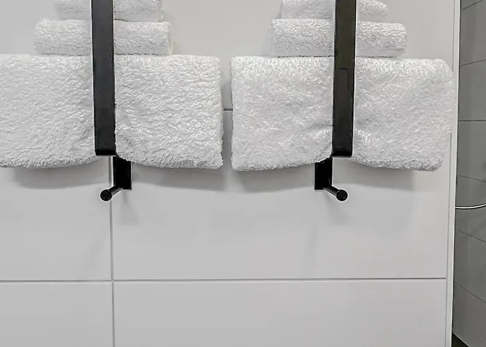 Appartement Beautiful Spacious 5 In Center That Sleeps 10 *